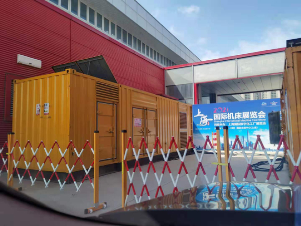 望花出租发电机-柴油发电机和汽油发电机哪个更好一些？