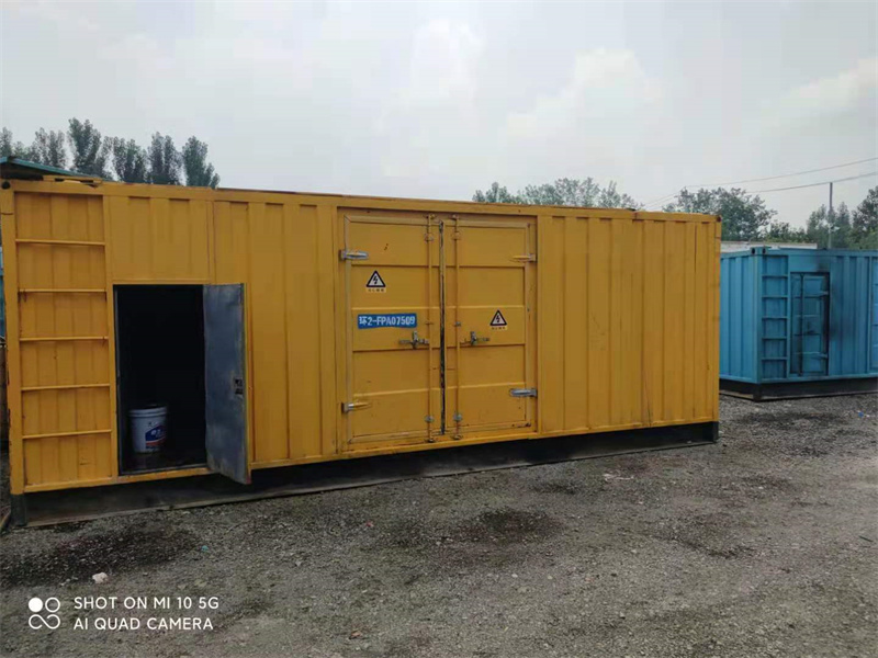 望花200KW柴油发电机组需要配备什么型号的电缆线？